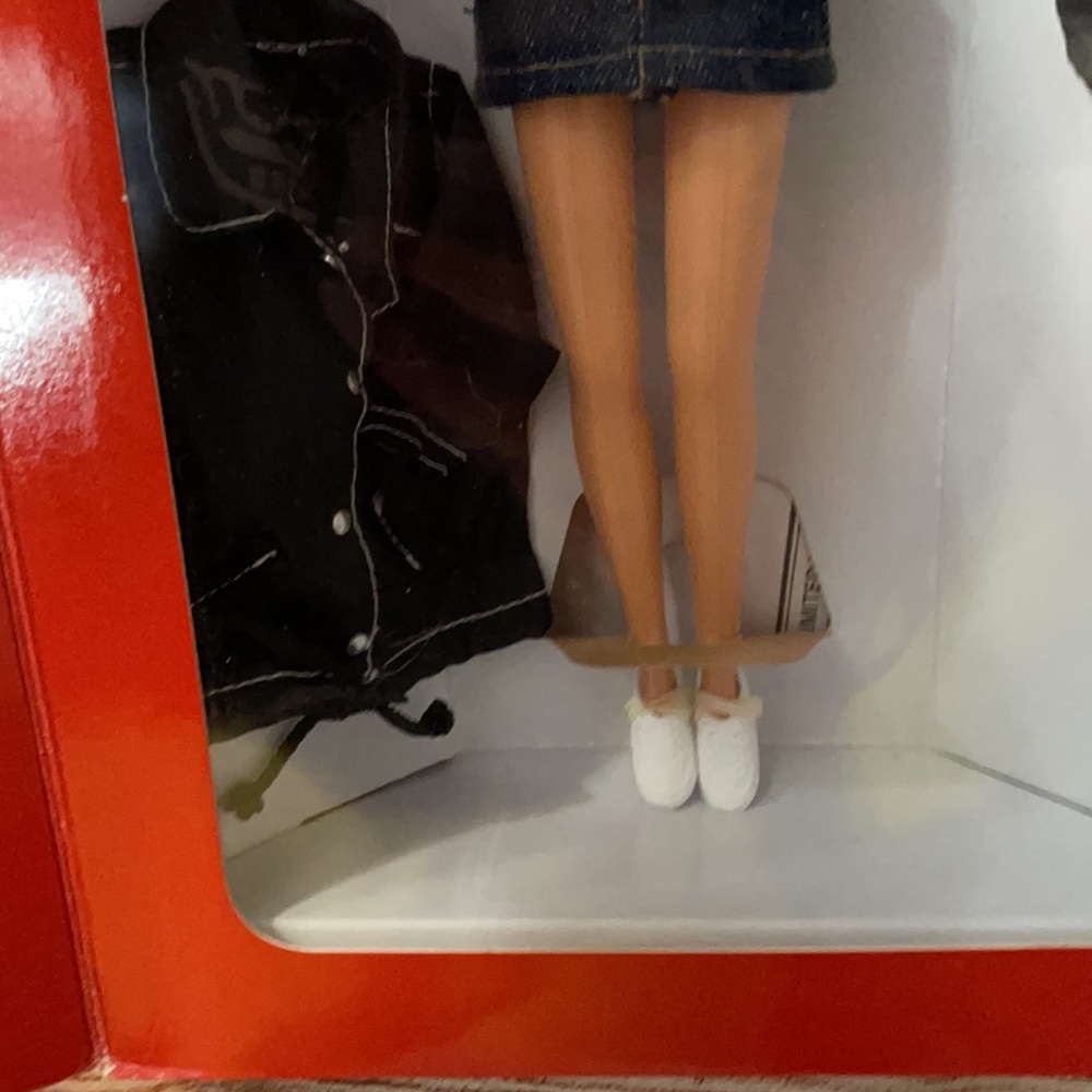Calvin Klein Jeans Barbie 1996 - Picture 4 of 12